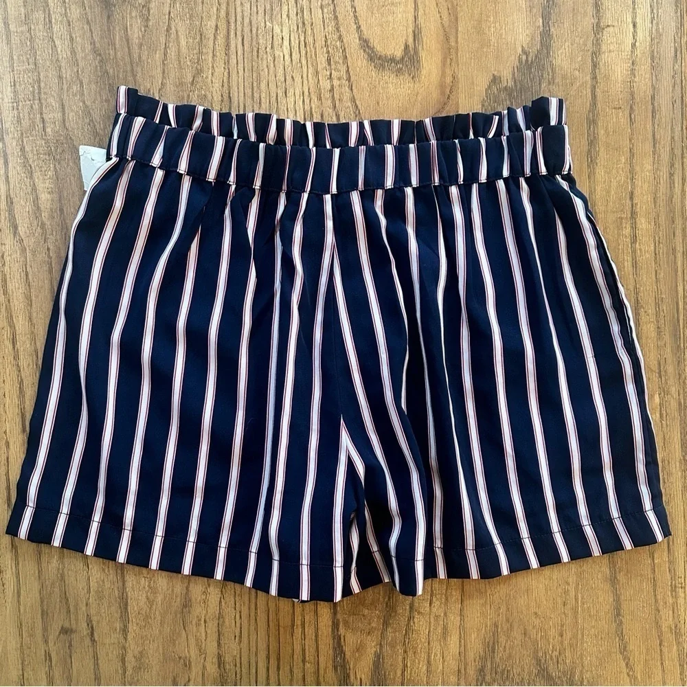 Forever 21 Women’s Shorts Navy Blue Red White Striped Sailor Pockets Sz Medium